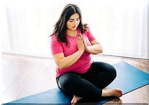 10 reasons why yoga is good if you are overweight