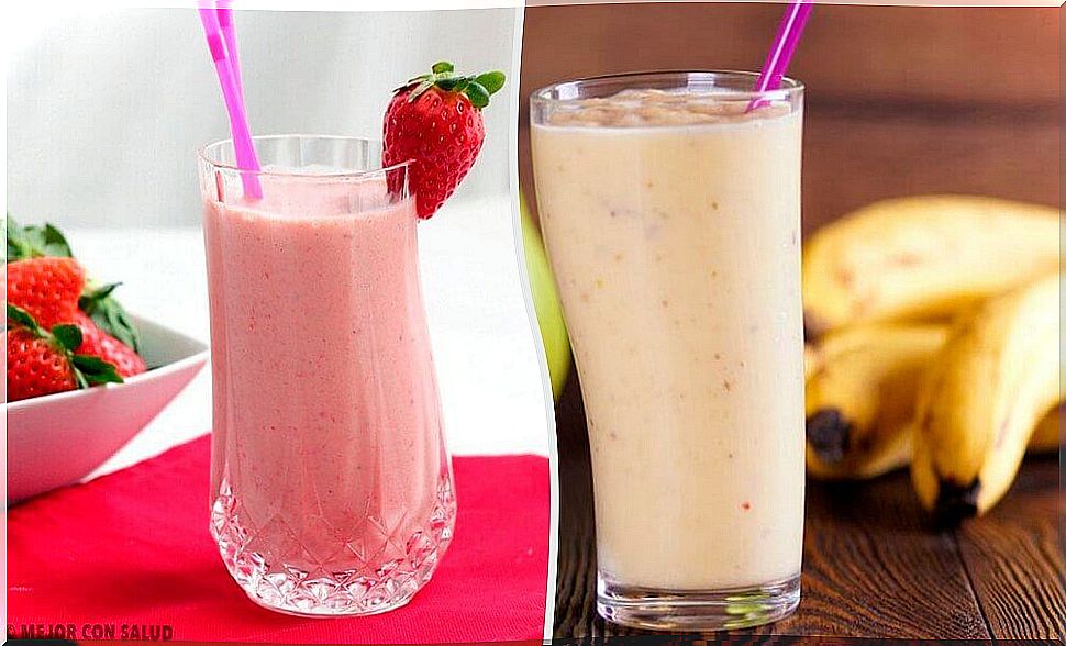 5 smoothies with strawberries and banana that you can have for breakfast