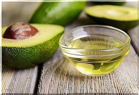 avocado oil for lips