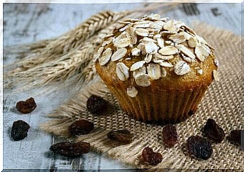 Nutritious, gluten-free and lactose-free oat muffins