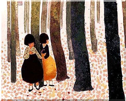 girls in the woods